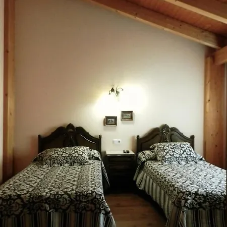Casa De La Pradera 3*
